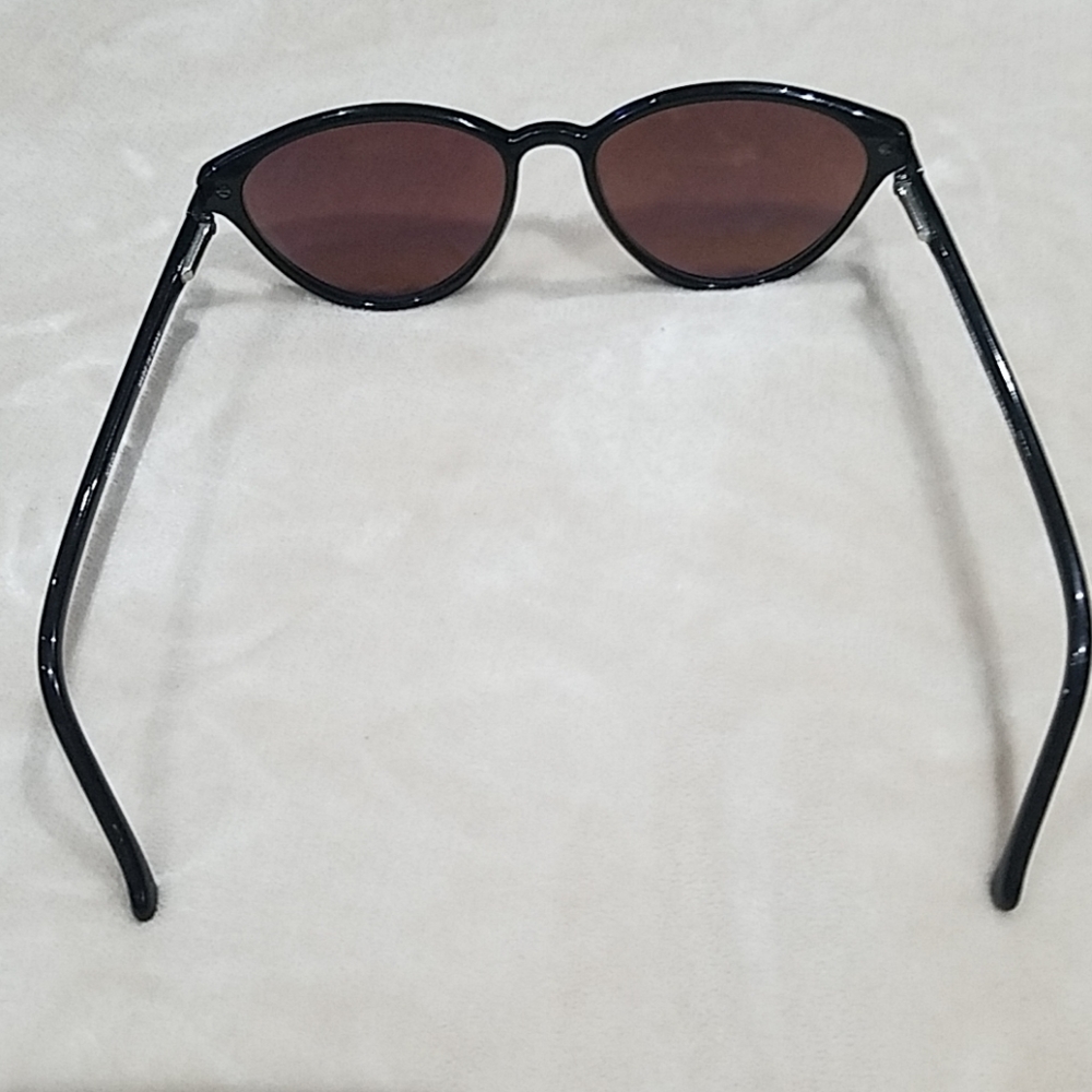 Nikon Sunglasses - Picture 6 of 8
